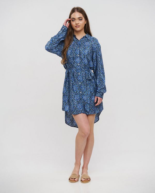 ΠΟΥΚΑΜΙΣΑ ΜΑΚΡΥΑ ΜΕ ΖΩΝΑΡΙ ΜΠΛΕ S/M (28%SILK / 72%CREPE)